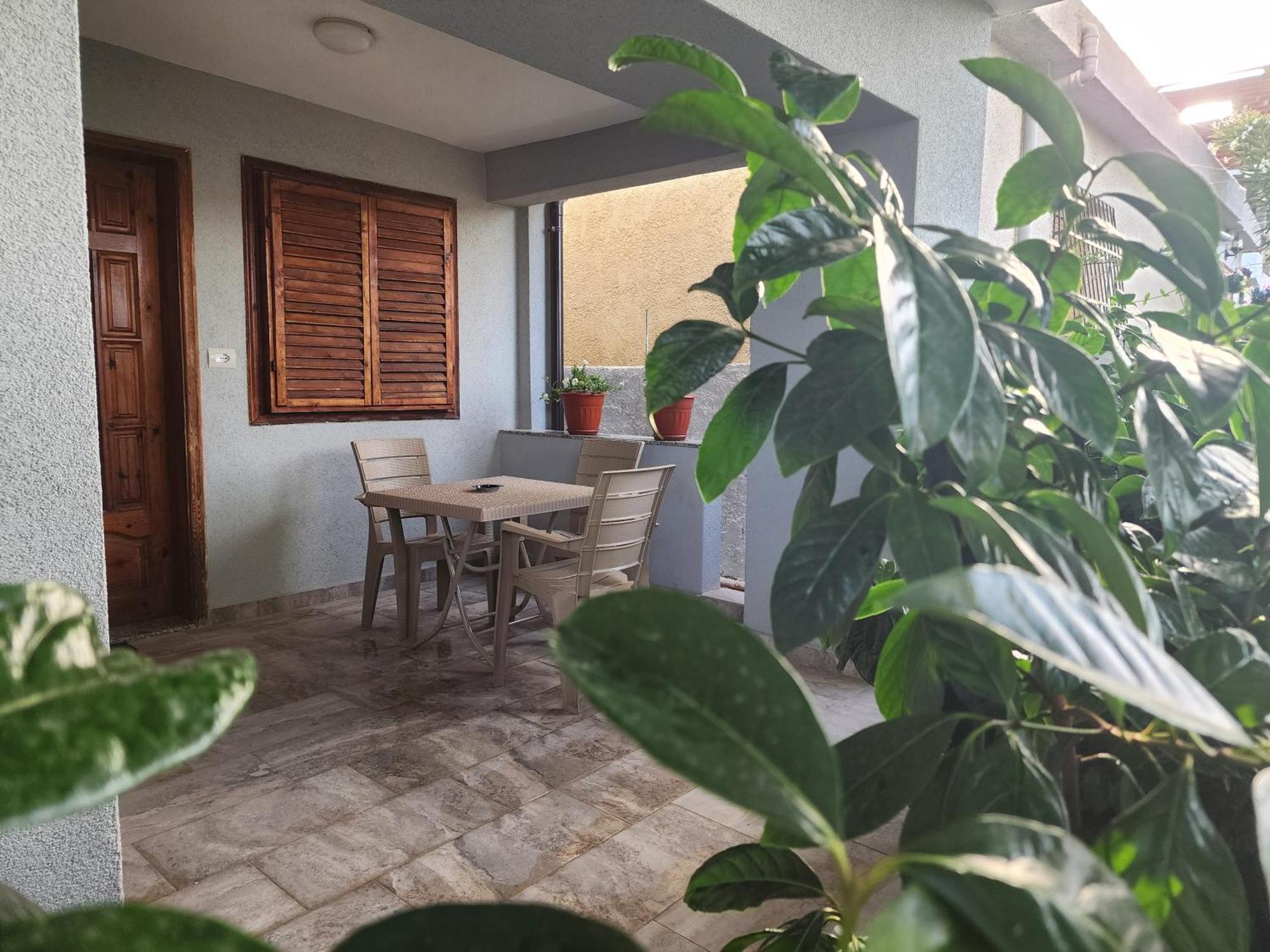 Eden Guesthouse Durres Luaran gambar