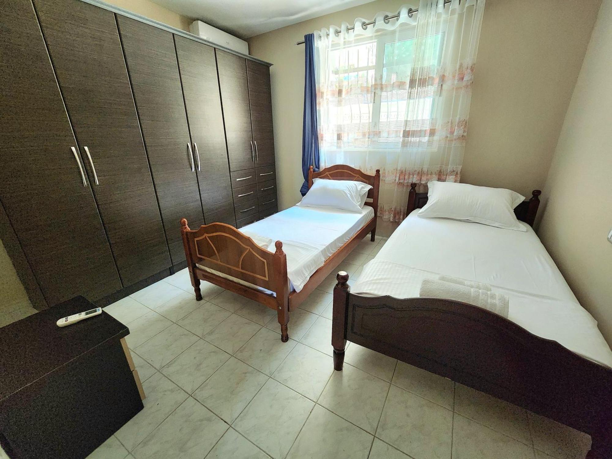 Eden Guesthouse Durres Luaran gambar